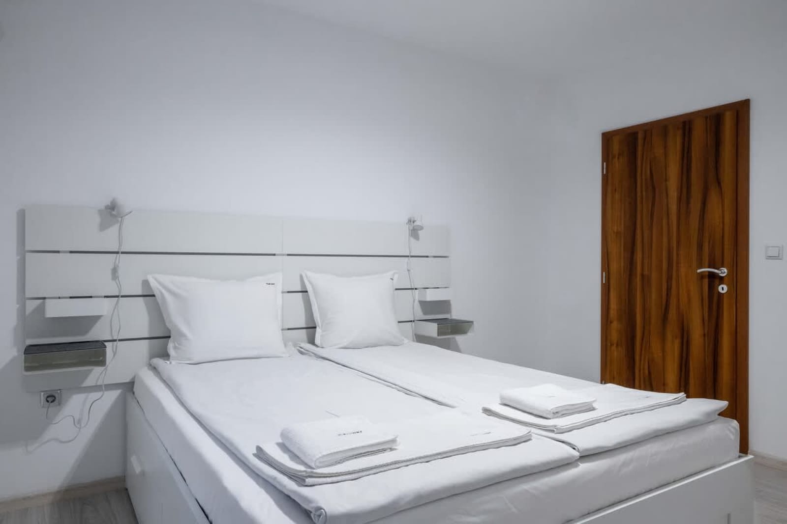 1BD Modern Living on blvd. Tsar Boris III + garage - Photo 3