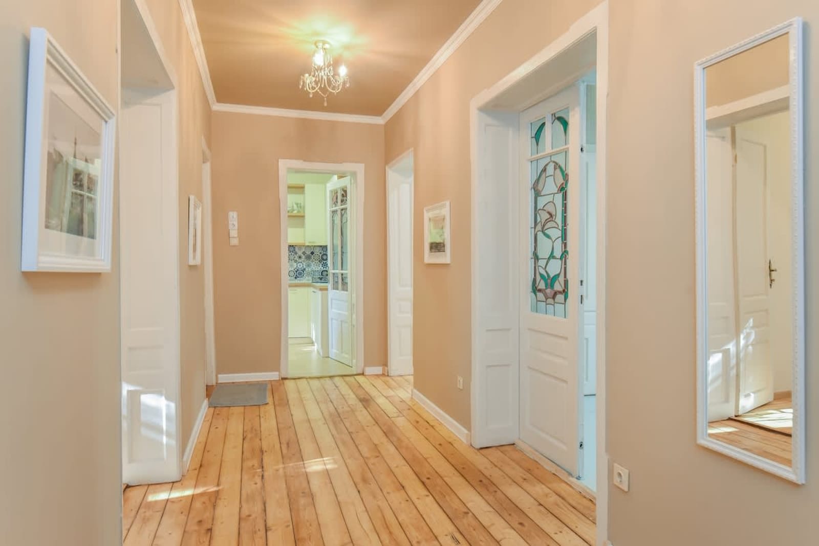 Spacious vintage 2BR, 2bath apartment - Photo 5