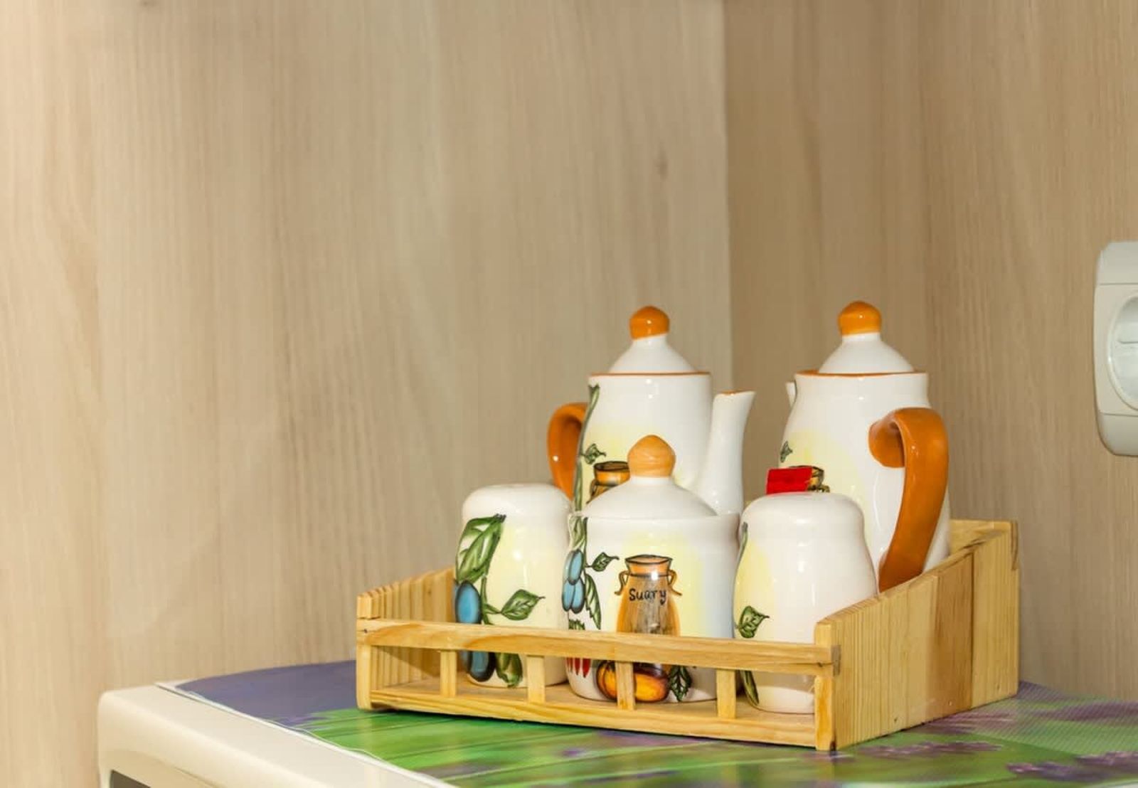 Bright 1-bedroom Flat with Balcony in Golden Sands - Photo 13