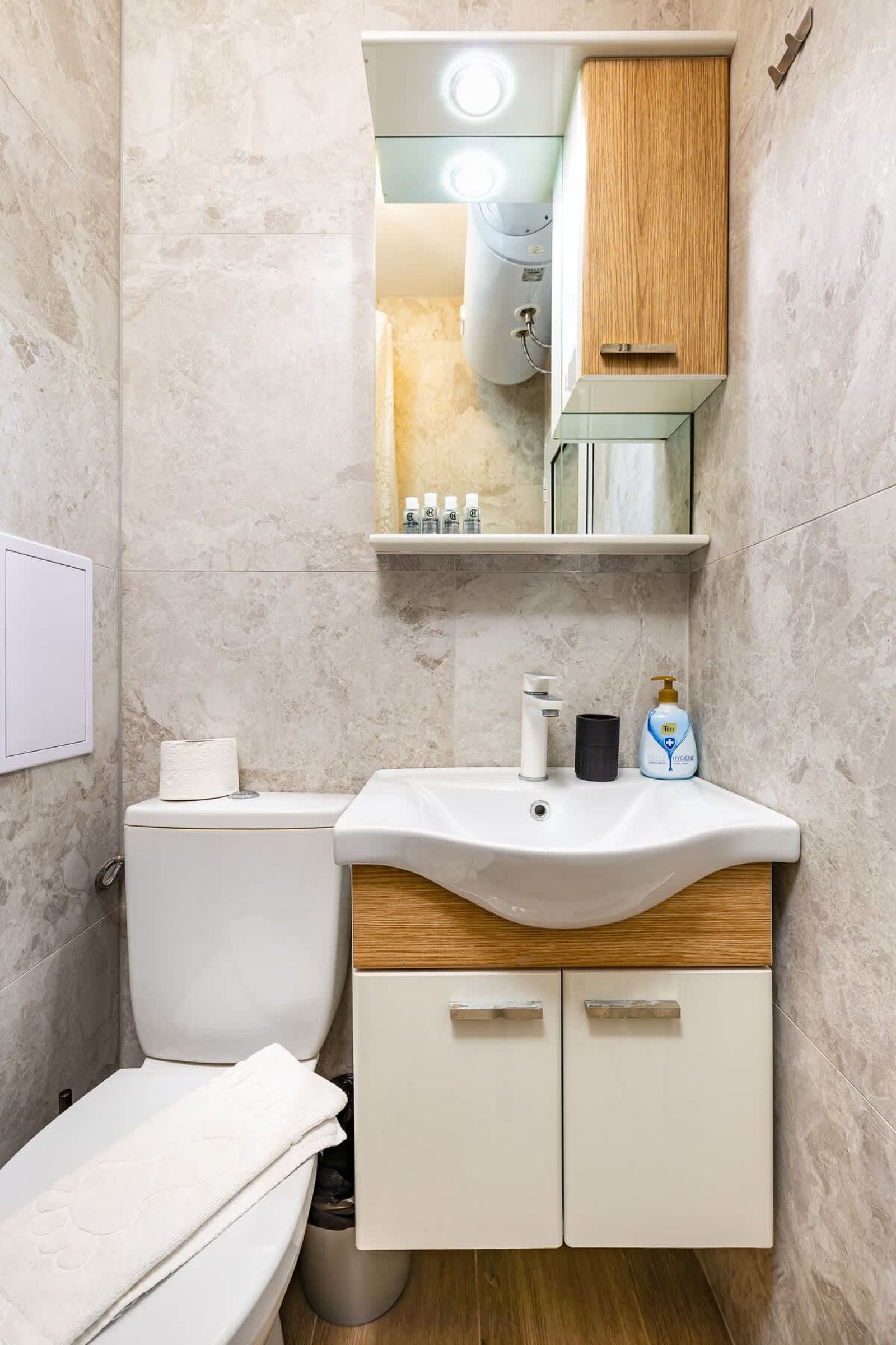 Plaza Nest - Cozy Studio Apartment - Photo 14