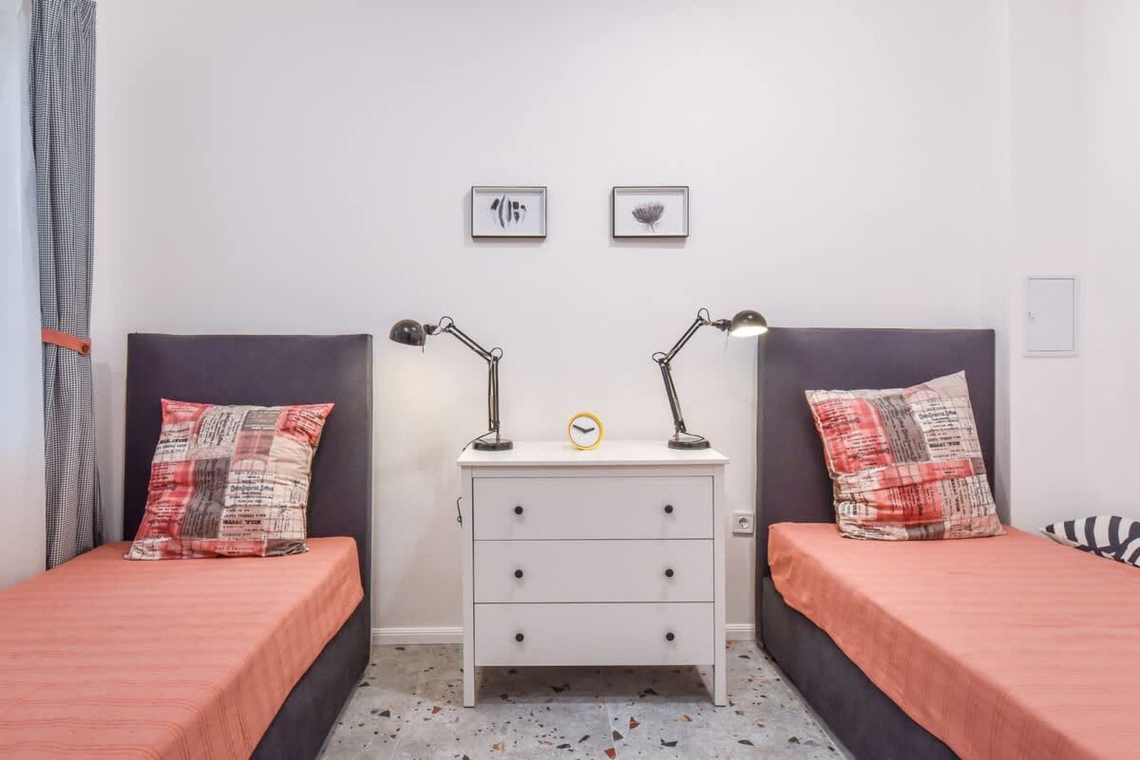 Bright 2BD Center Apartment | AC &amp; Fast Wi-Fi - Photo 17