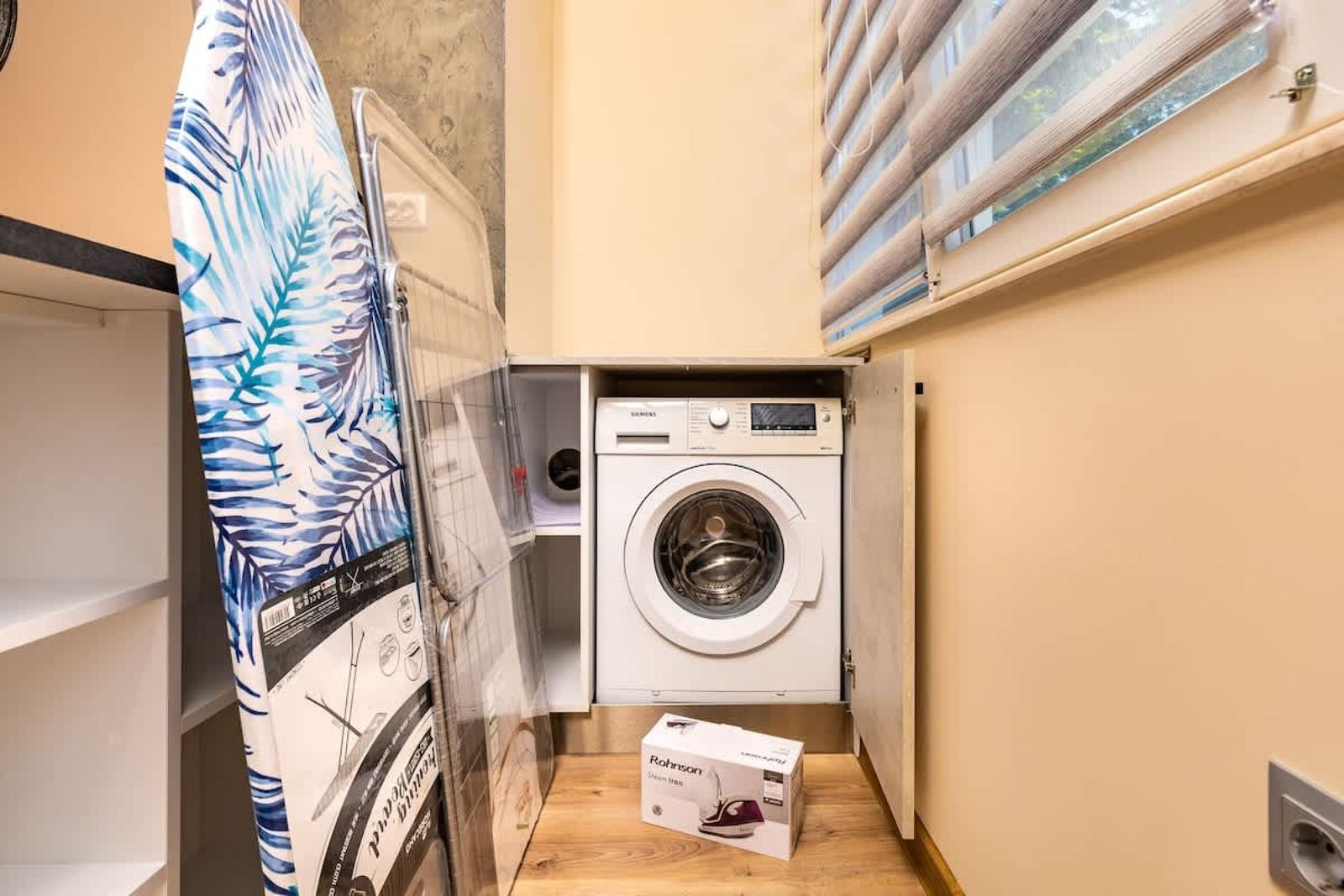 DaVinci Chic: Cozy Studio in the Heart of Plovdiv - Photo 10