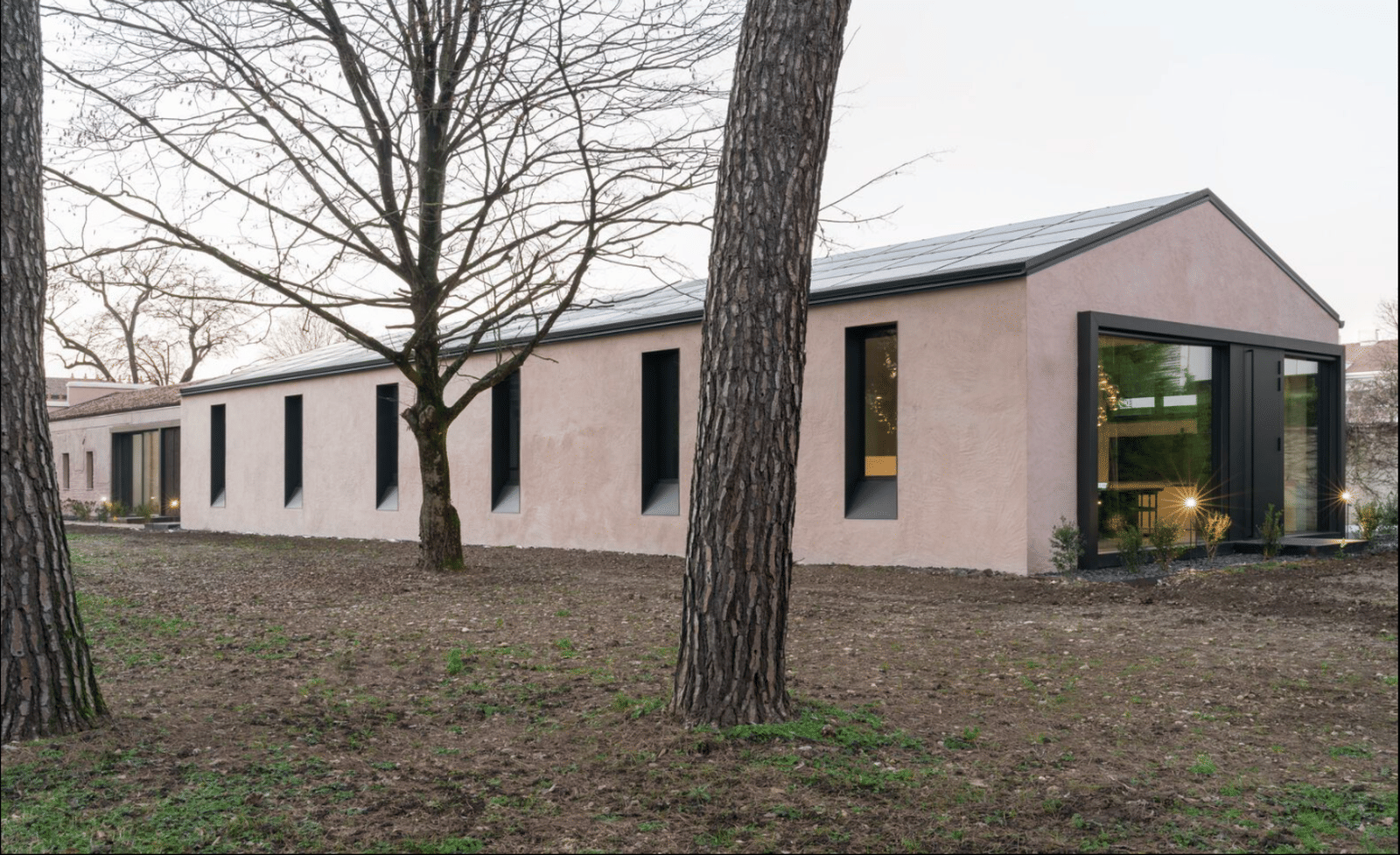 Giopato &amp; Coombes Warehouse - Italy - Photo 6