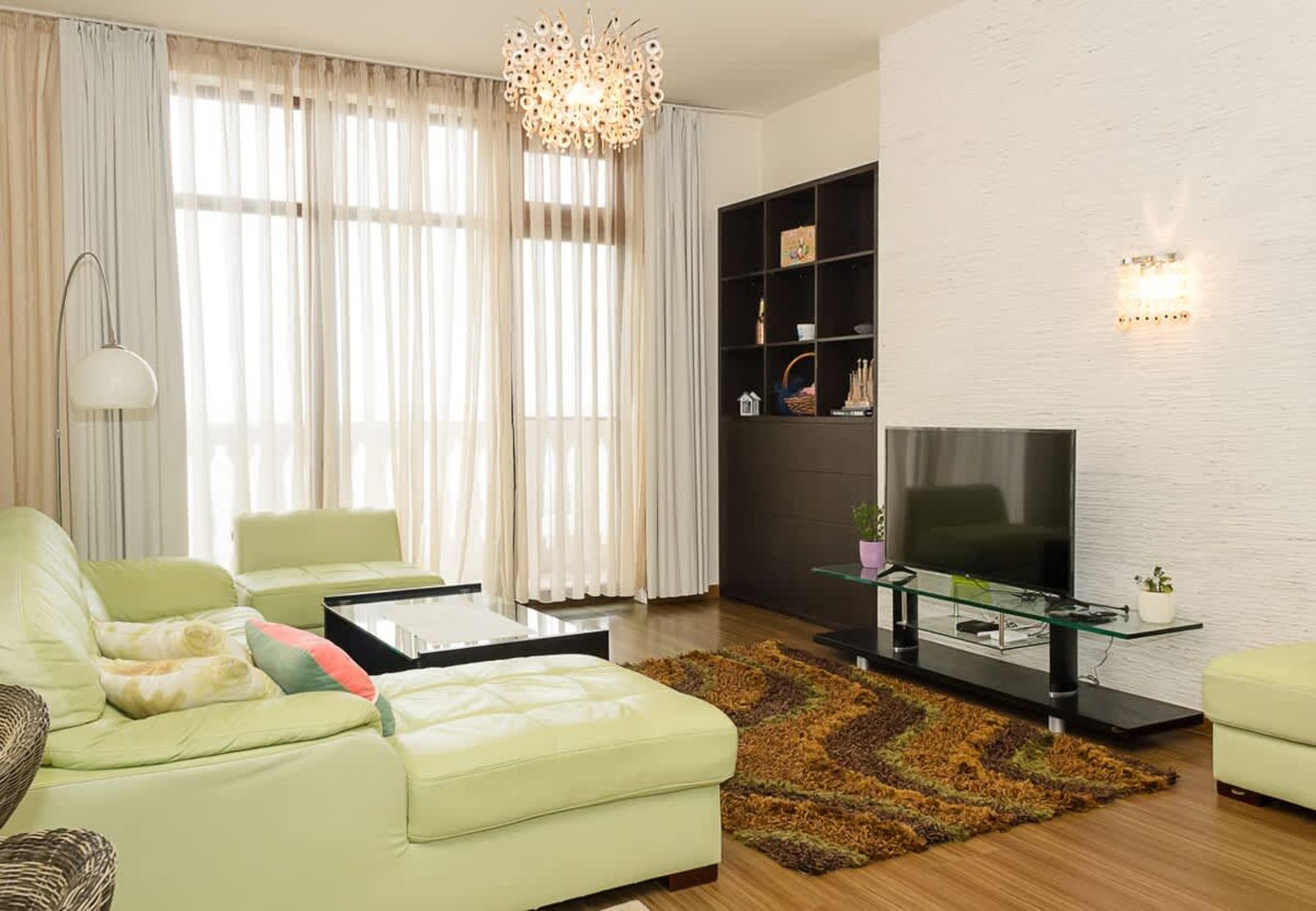 Port Palace 2BD Flat  Amazing Sea View - Photo 22