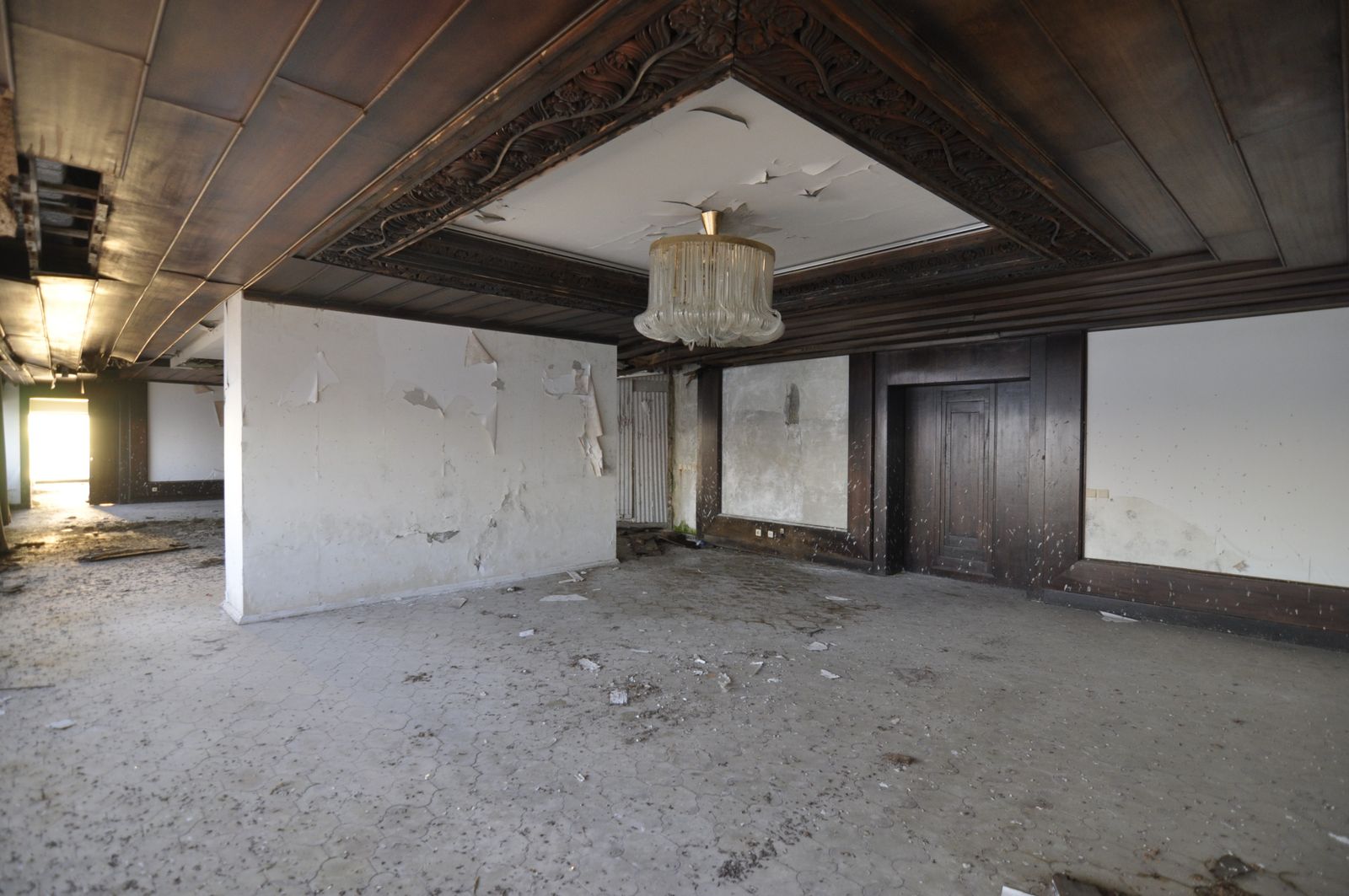 The Ghost Residence - Photo 51