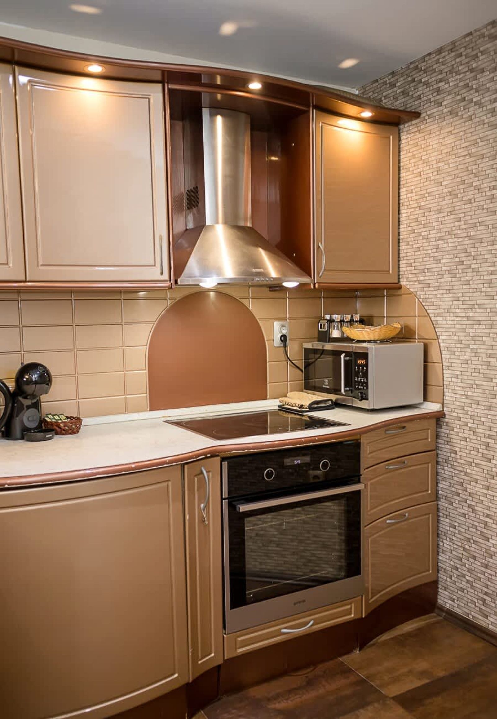 Bright &amp; Spacious 2-Bedroom Flat in Central Varna - Photo 13