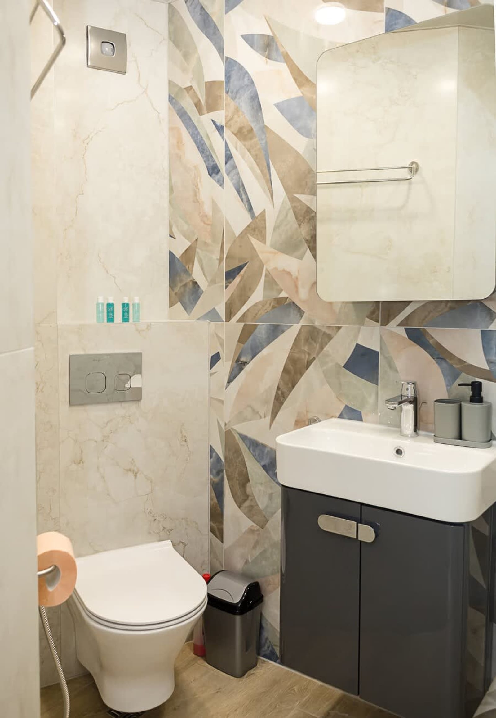 Stylish Apartment - the Heart of Central Varna - Photo 17