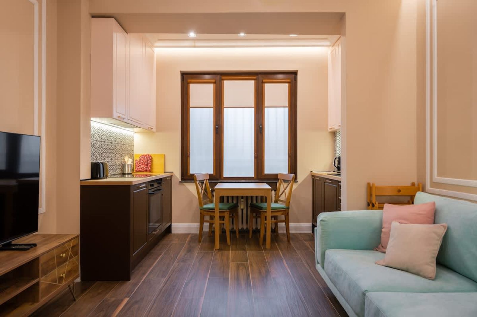 Charming Pastel 1BD Flat in the Heart of Sofia - Photo 4