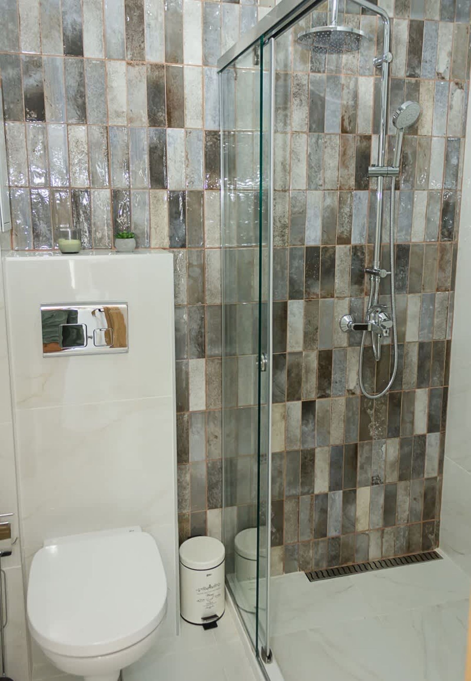 2BD Home with Parking, Working Space and Pool - Photo 20