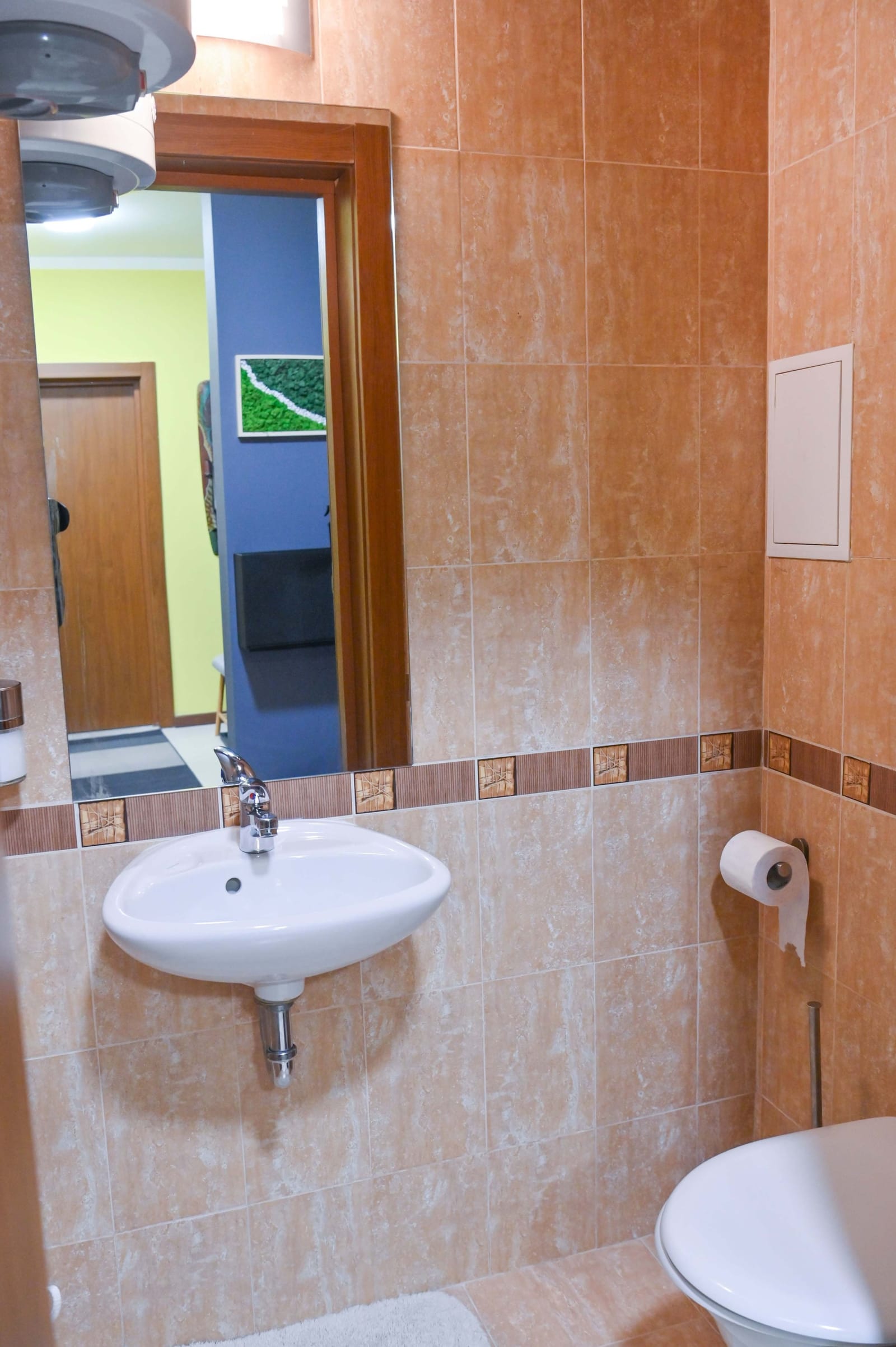 Gondola Retreat Bansko - Cozy 1BR Near the Lift - Photo 19