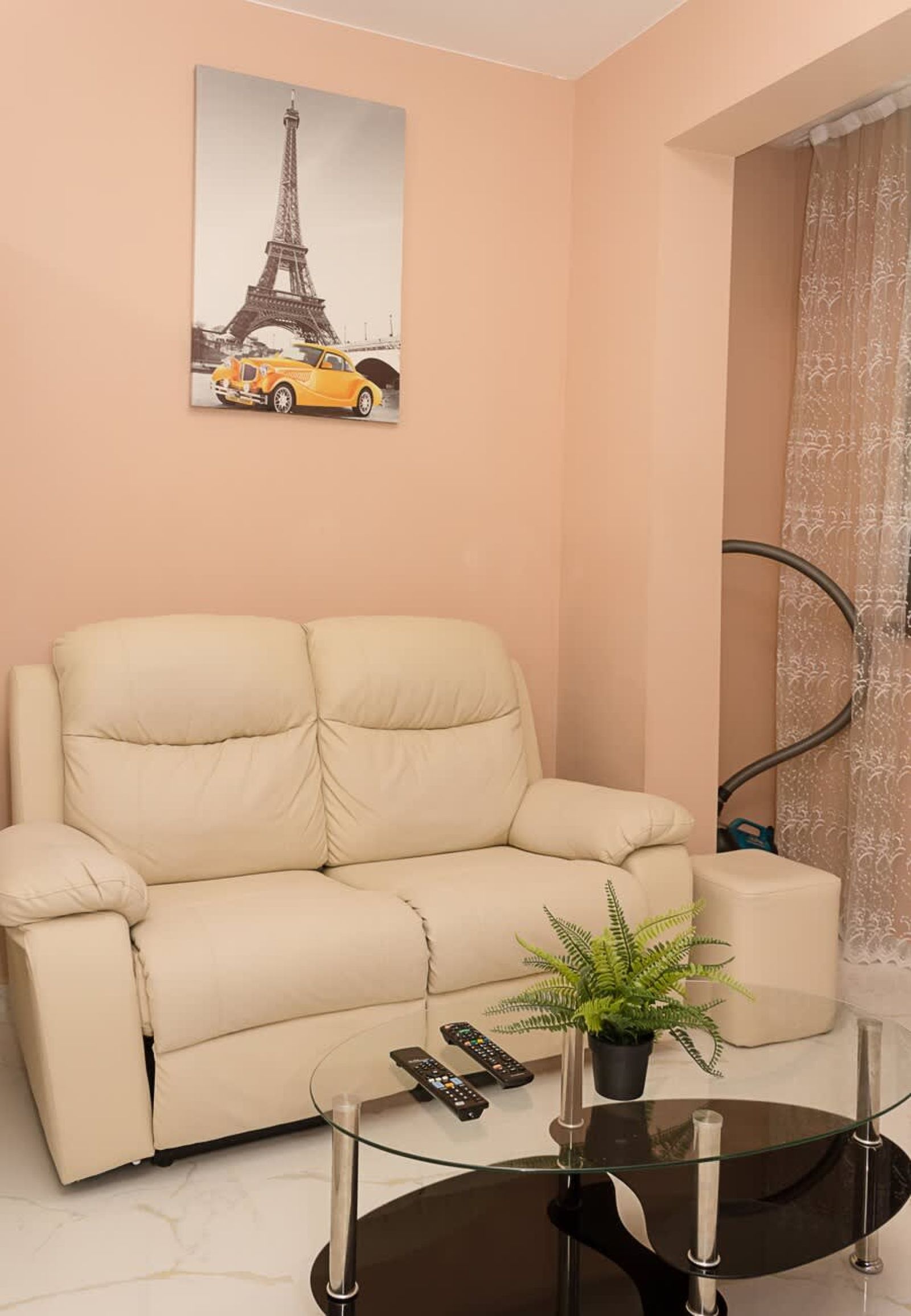 Comfy 1-Bedroom Apartment in Chayka Neighbourhood - Cover Photo
