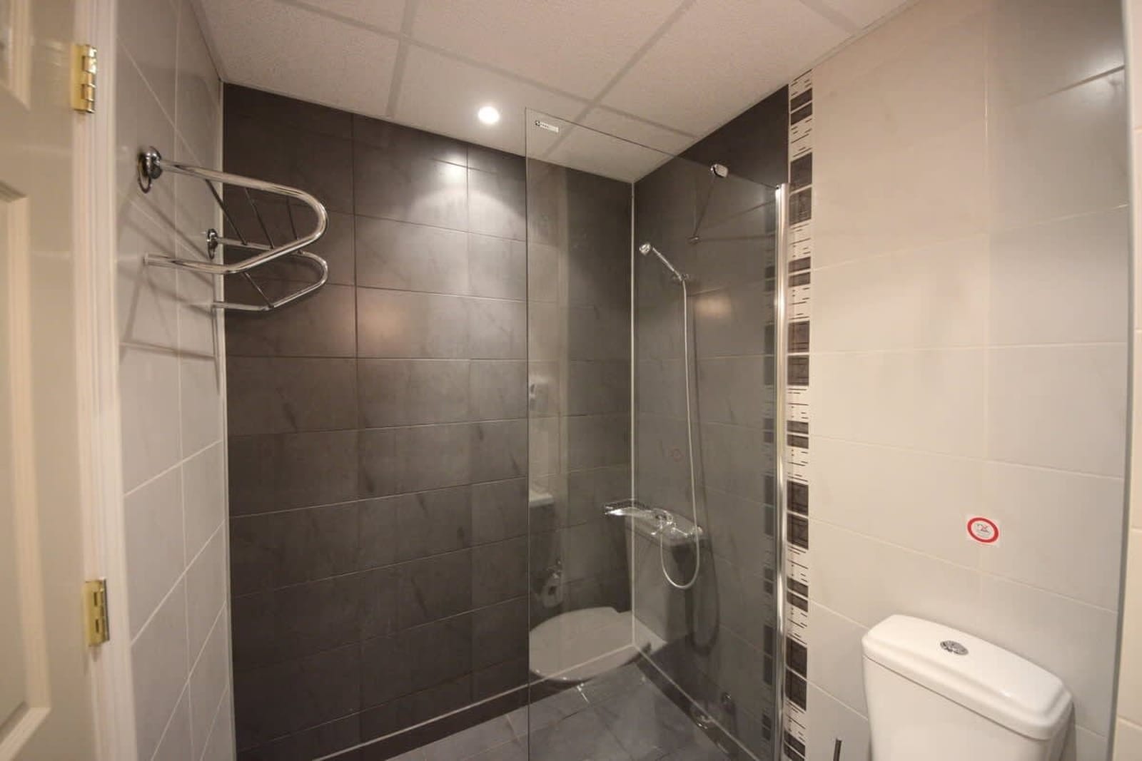 Cozy South Pearl  Pool View Studio for Family - Photo 10