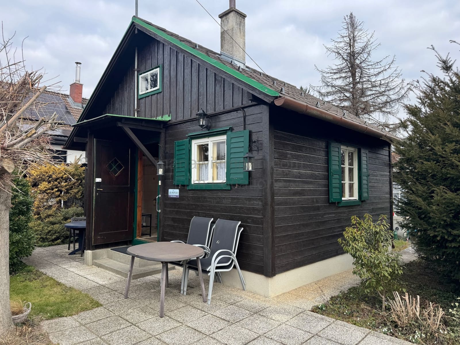 Location 292 - Cover Photo