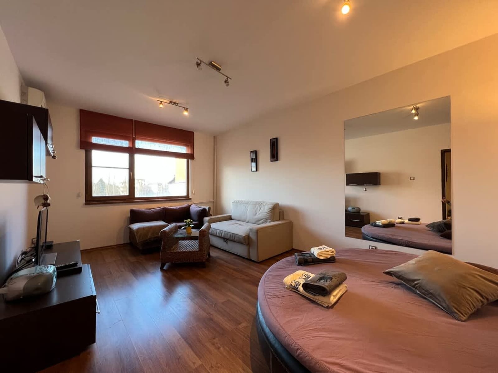 Donna's Apartment 1 Bedroom at Lozenets district - Photo 2