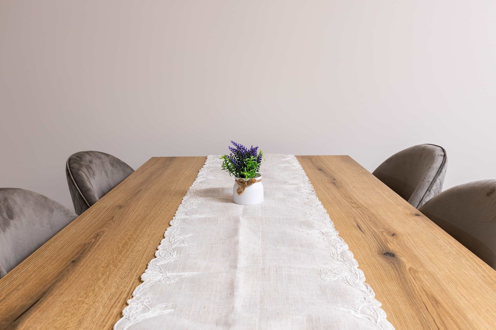 The Cozy Nest - Modern 1BR with Balcony - Photo 18