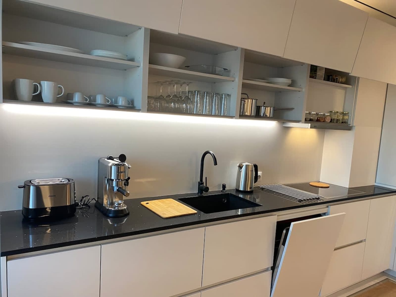 Gran Capital - Top Central Apartment, Free Parking - Photo 3