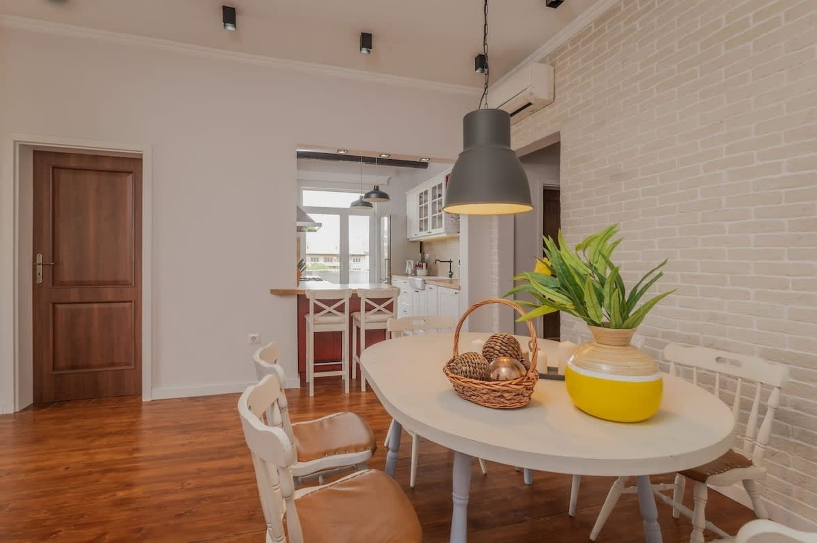 Flamingo Flat /Two-bedroom with Balcony\ - Photo 14