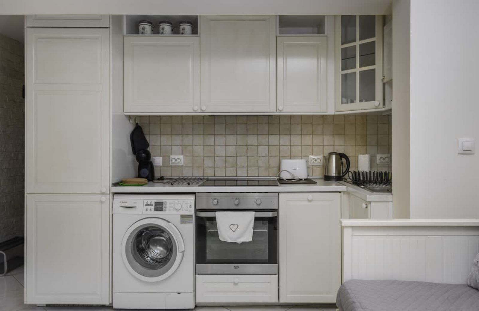 Bright &amp; Cozy 1BD Flat with Balcony | South Park - Photo 8