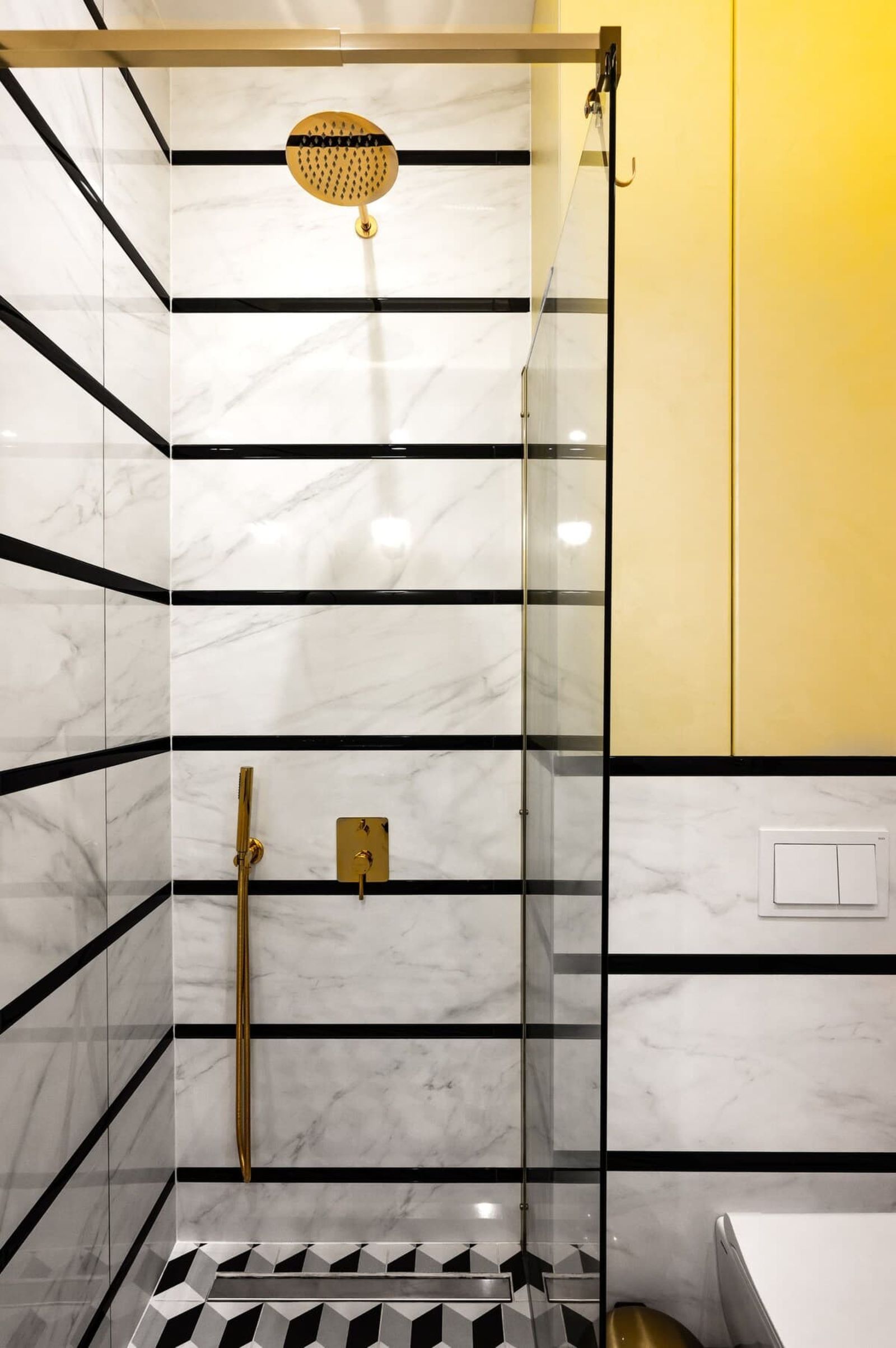 Top Center 2BD Luxurious Flat with Shared Terrace - Photo 21