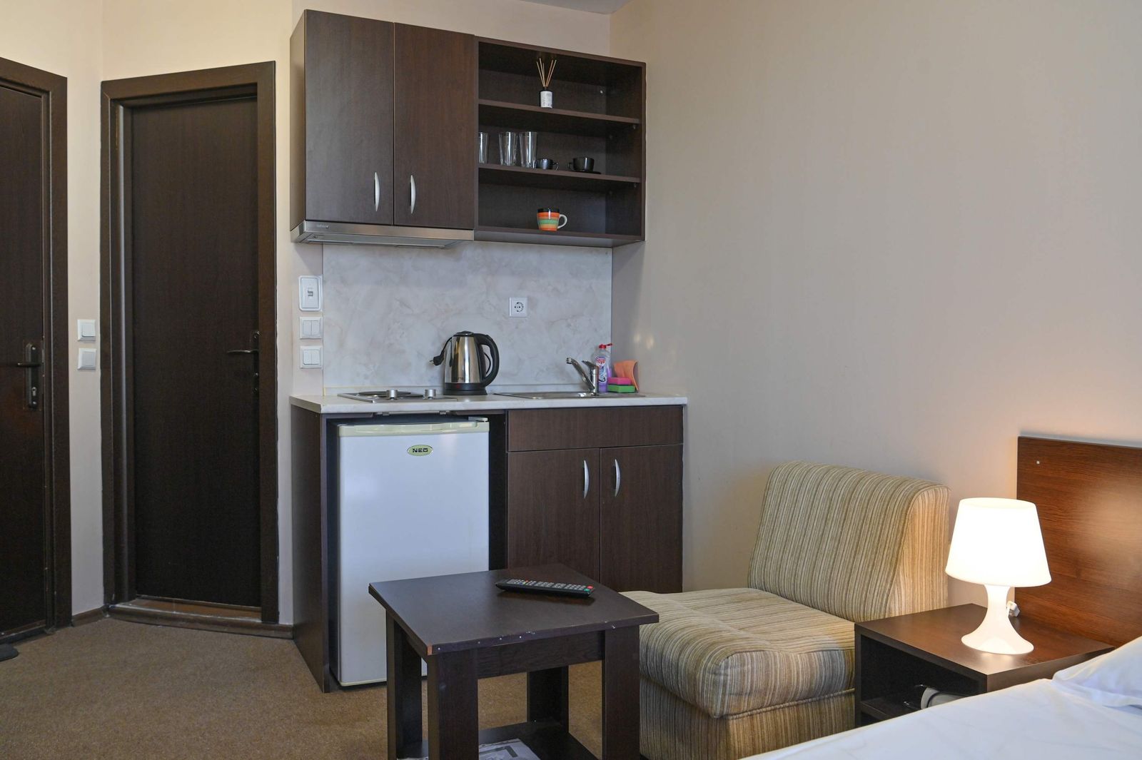 Cozy Riverside Studio in Maria Antoaneta Residence - Photo 2