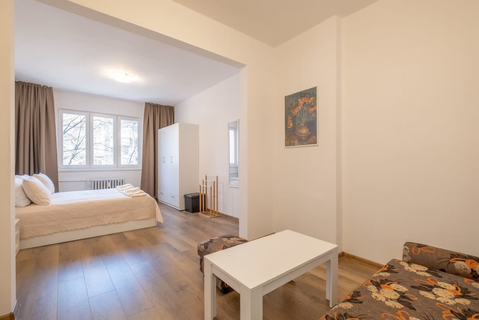 Peaceful downtown location - 2 bedroom apartment - Photo 15