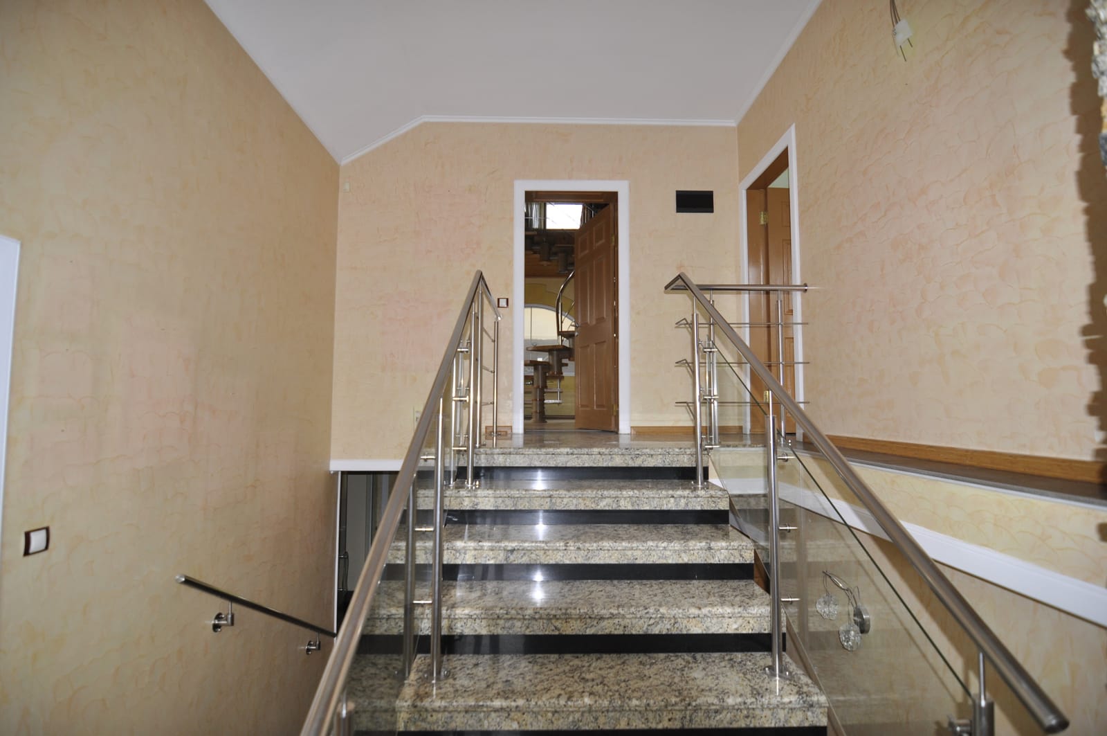 The Mosaic House - Photo 47