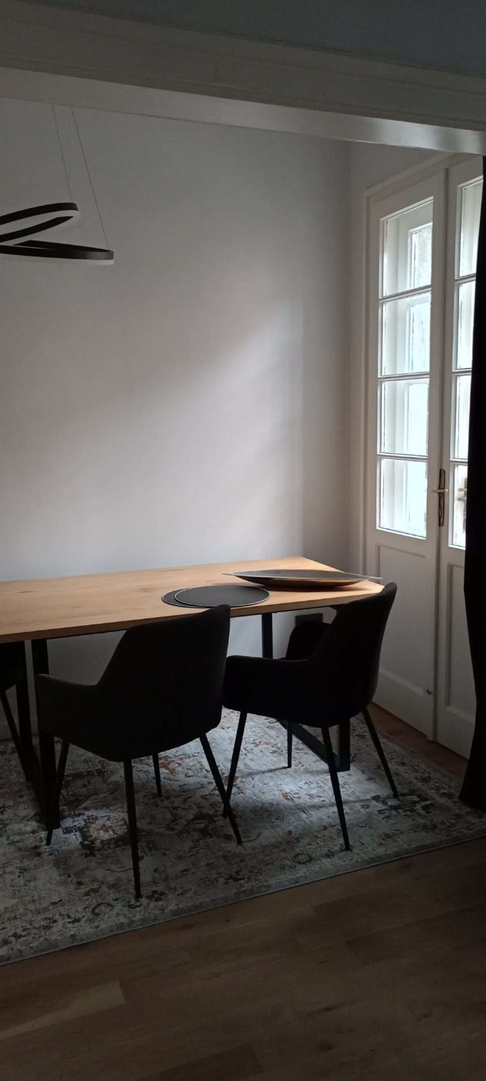 Urban Comfort: Central 1BDR near - Photo 20