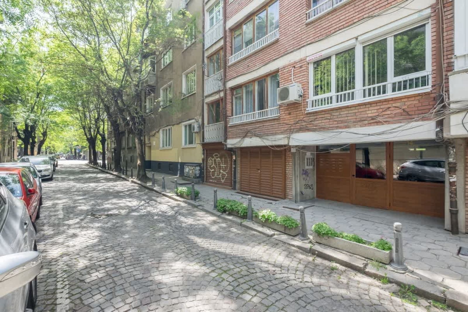 Central &amp; Beautiful Apartment - Perfect Location - Photo 19