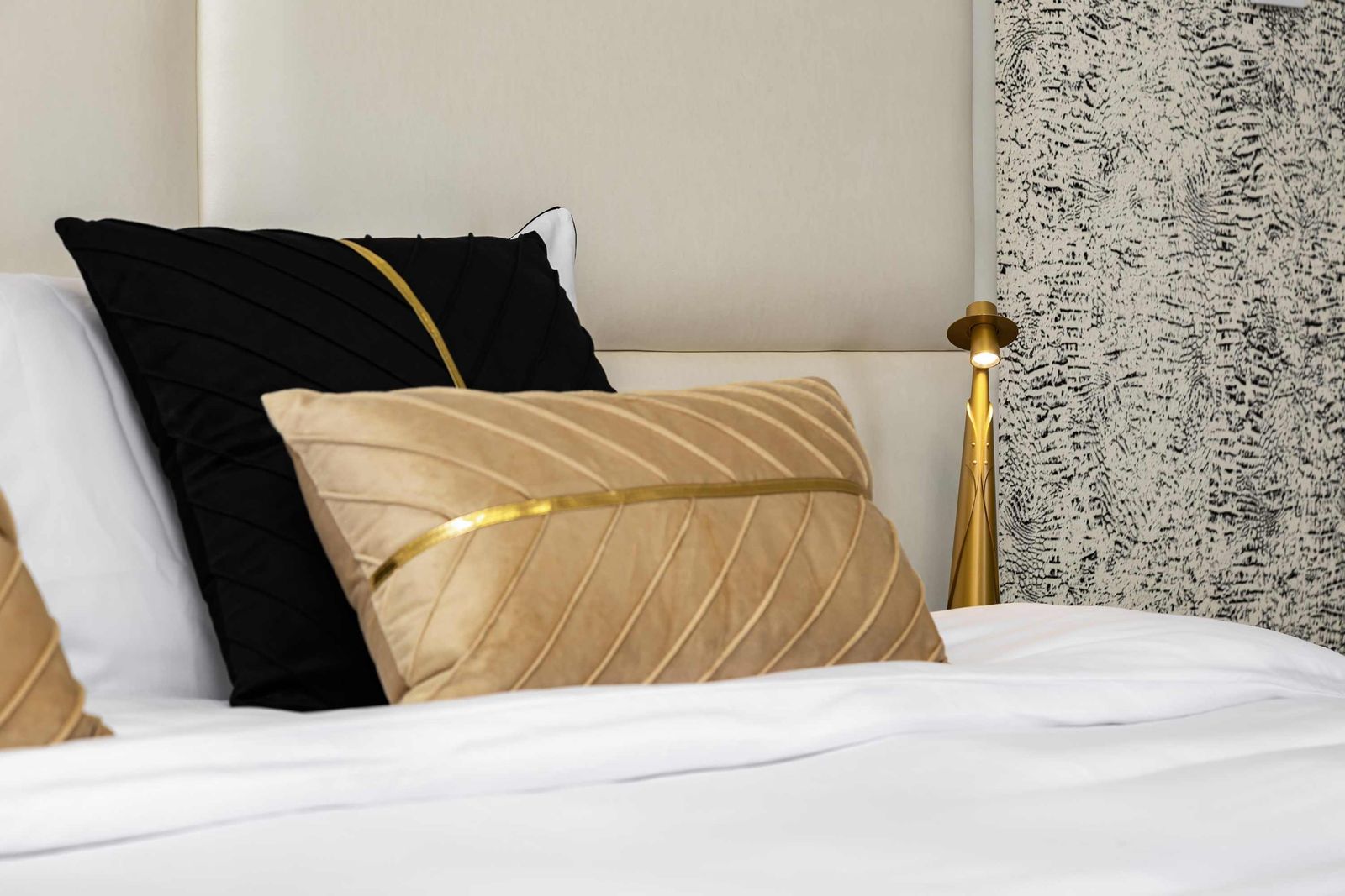 Sunny Modern 1BR Retreat with Cozy Balcony - Photo 14