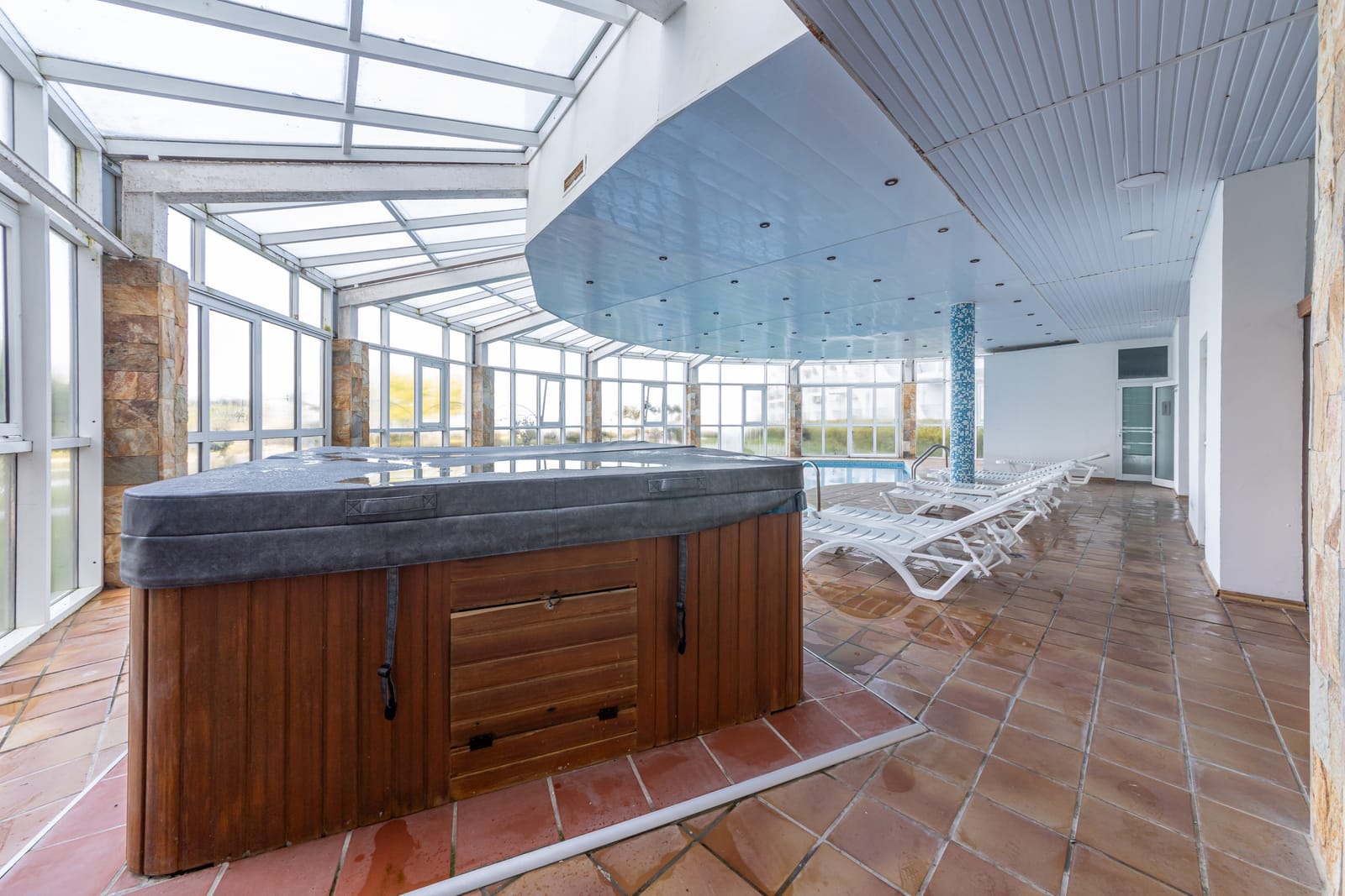 Laguna Beach Hotel in Albena - Photo 9