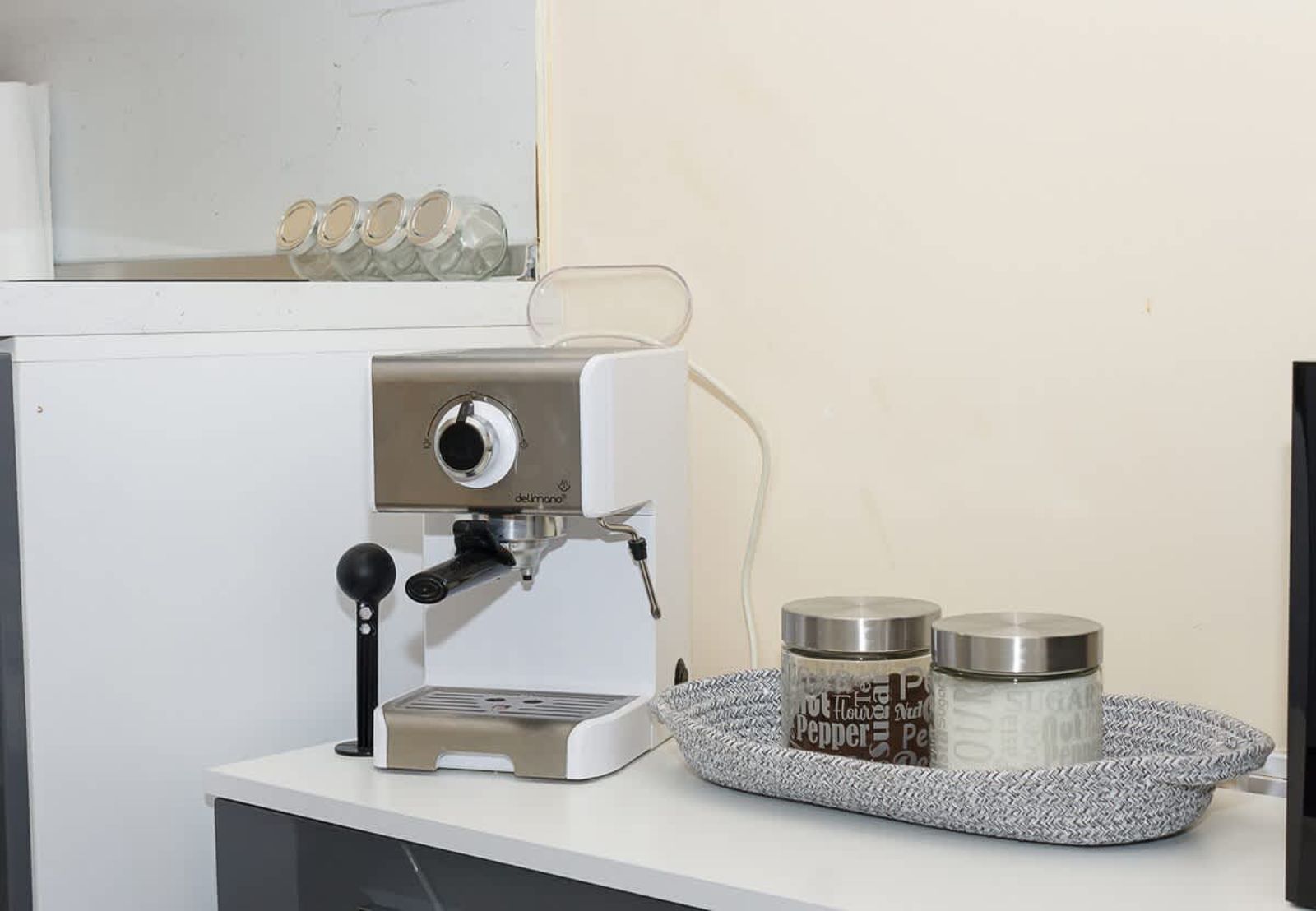 Balchik Garden Palace  2BD Flat with Balcony - Photo 10