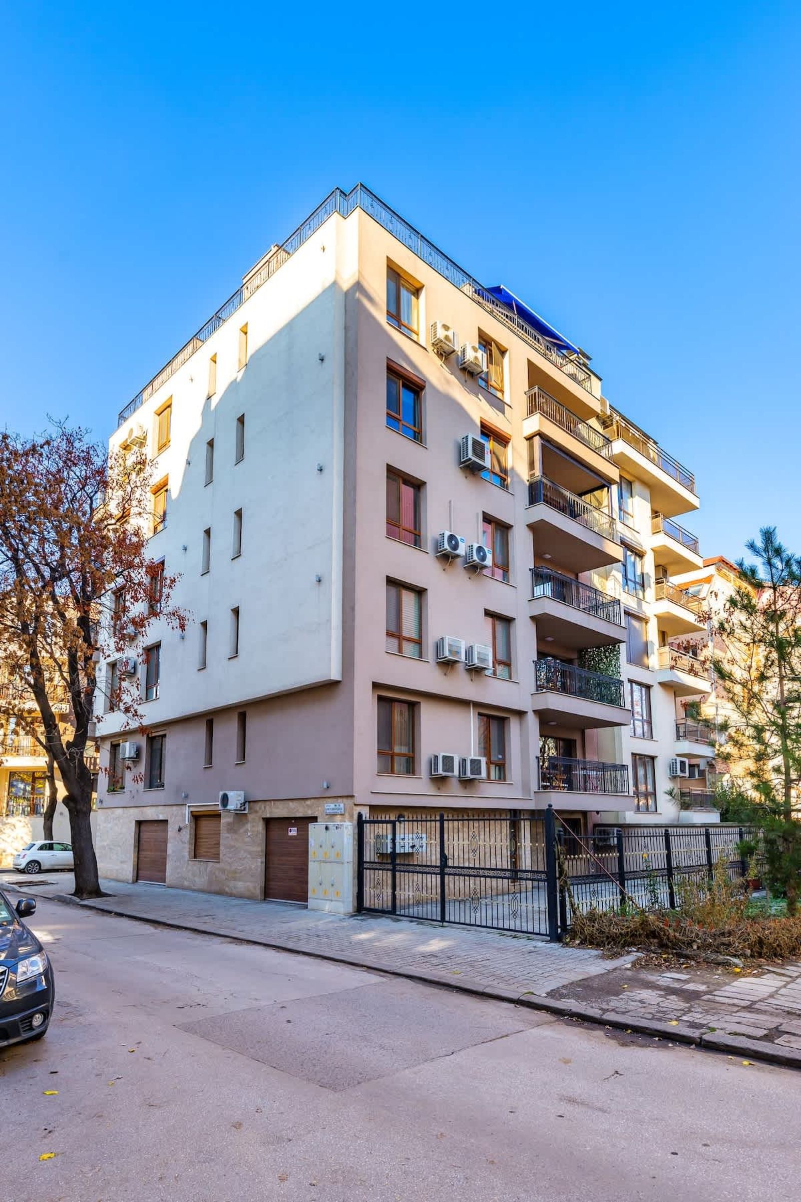 The Crash Pad Studio - Photo 22