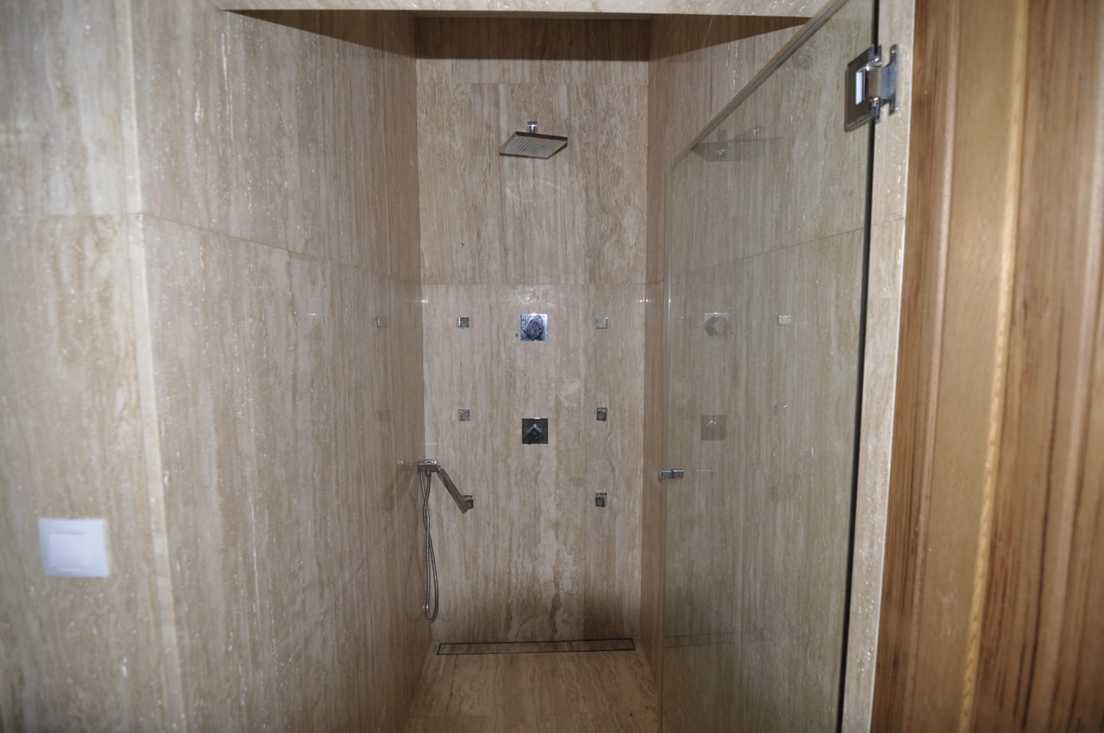 The Flower House - Photo 81