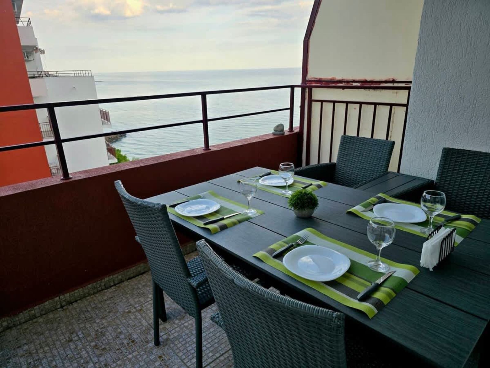 The Sea Balcony - 1BD Apartment by Flat Manager - Photo 15