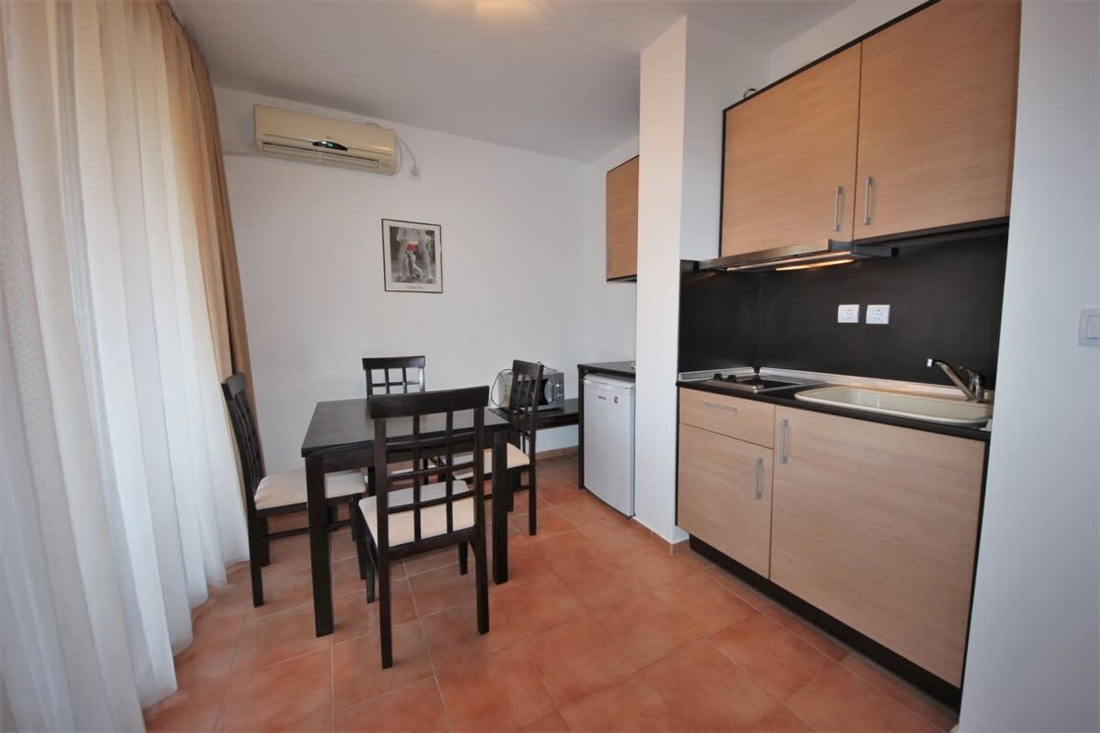 Marina Cape Economy Studio - Photo 9