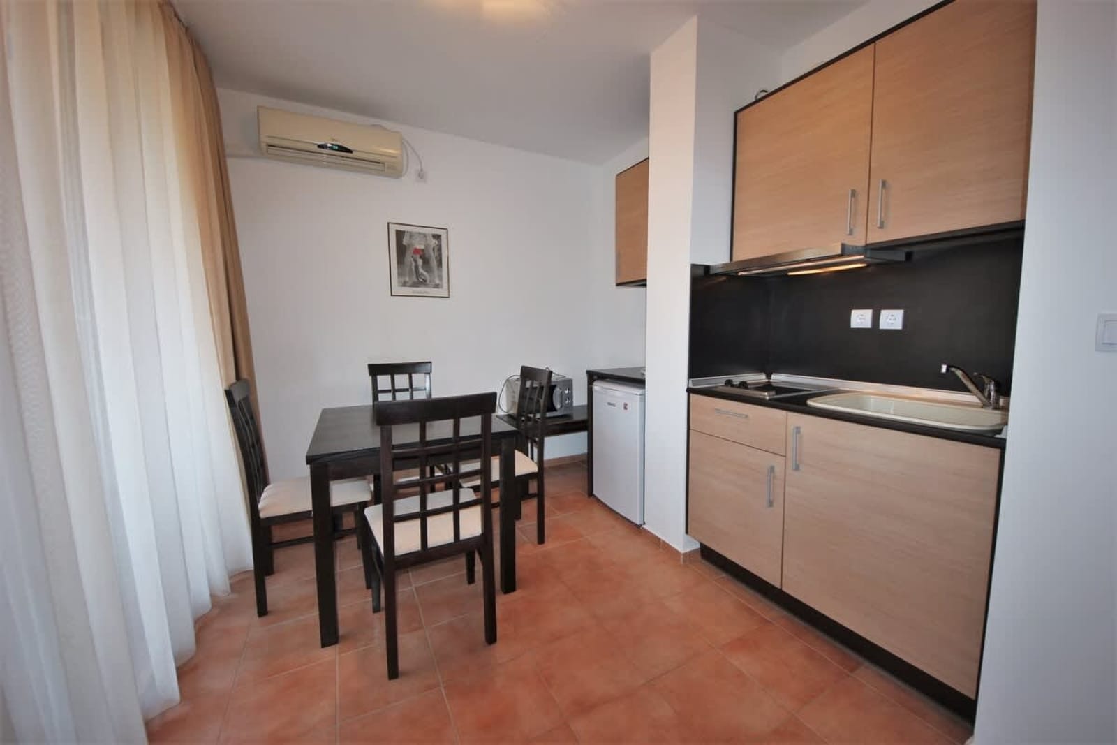 Marina Cape Economy Studio - Photo 9