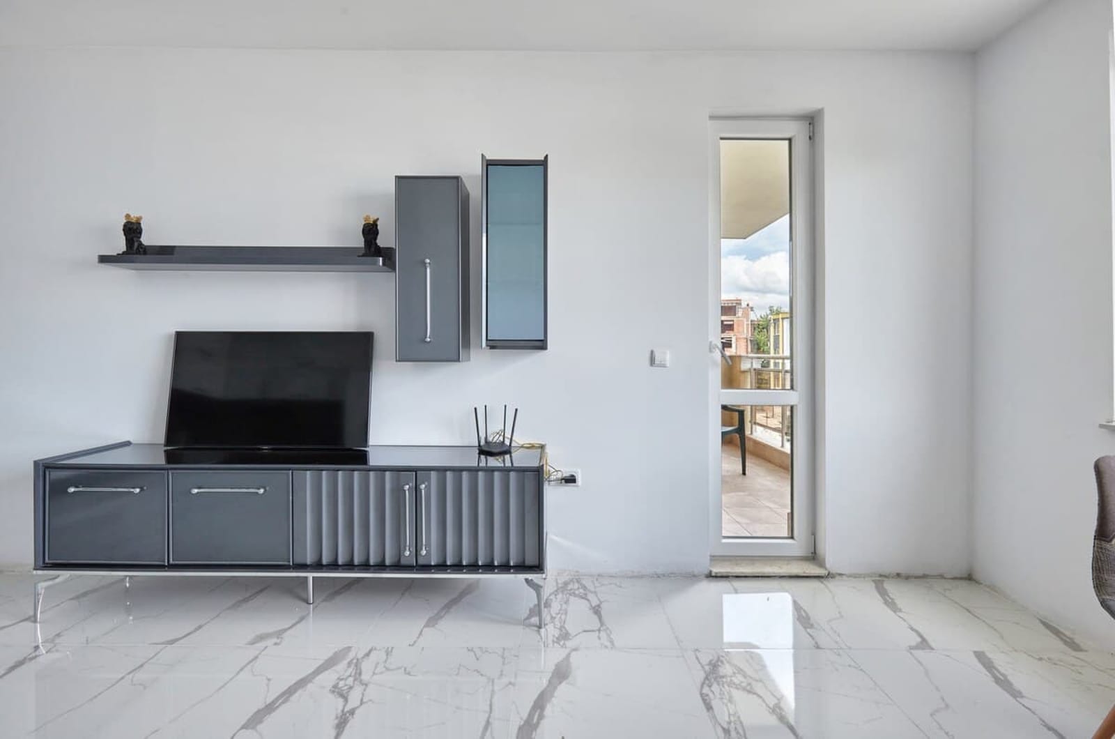 Sunny Seaside Retreat: 2BD Apartment in Nesebar - Photo 10