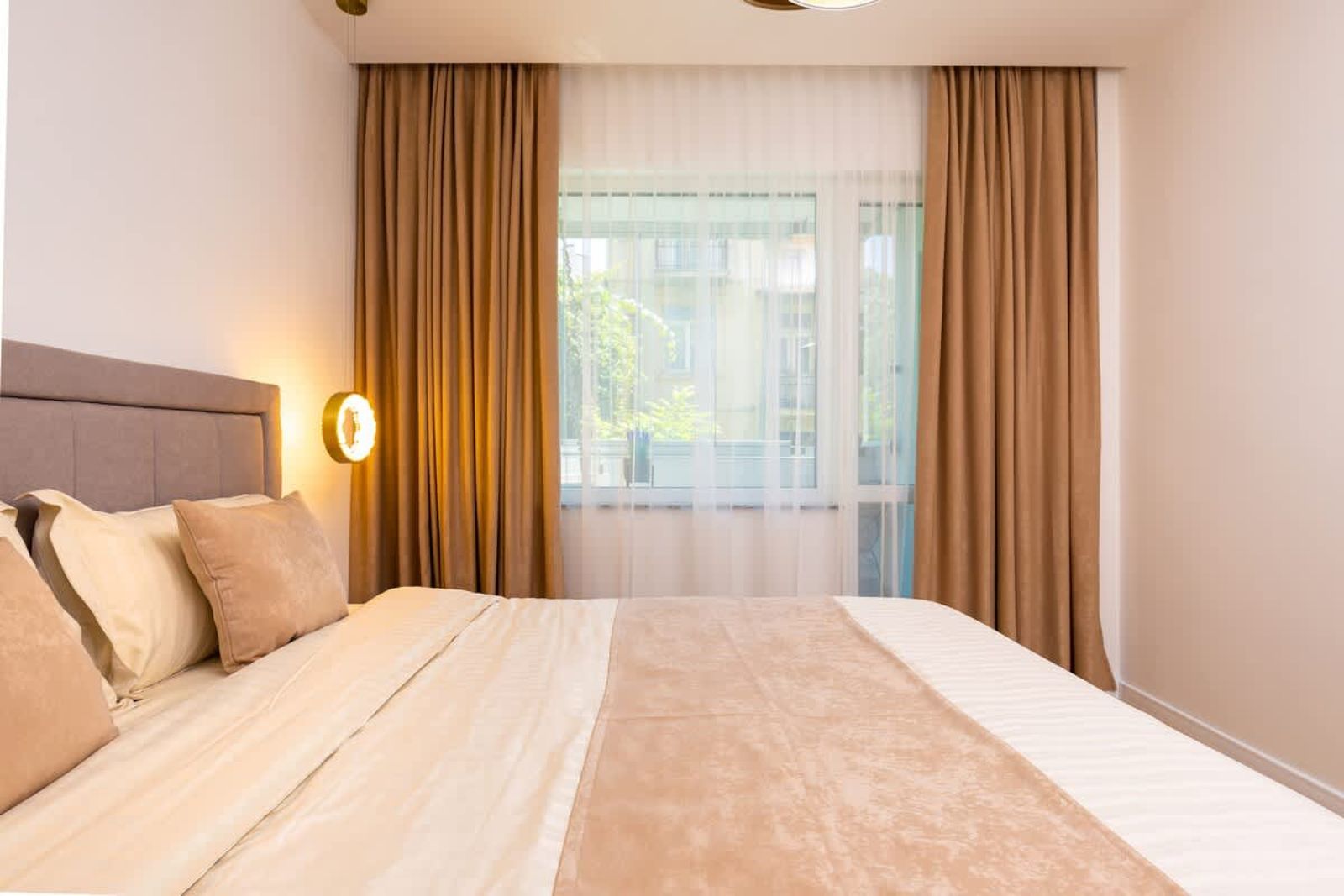 Happy People Plovdiv 1-BD Apartment - White - Photo 23