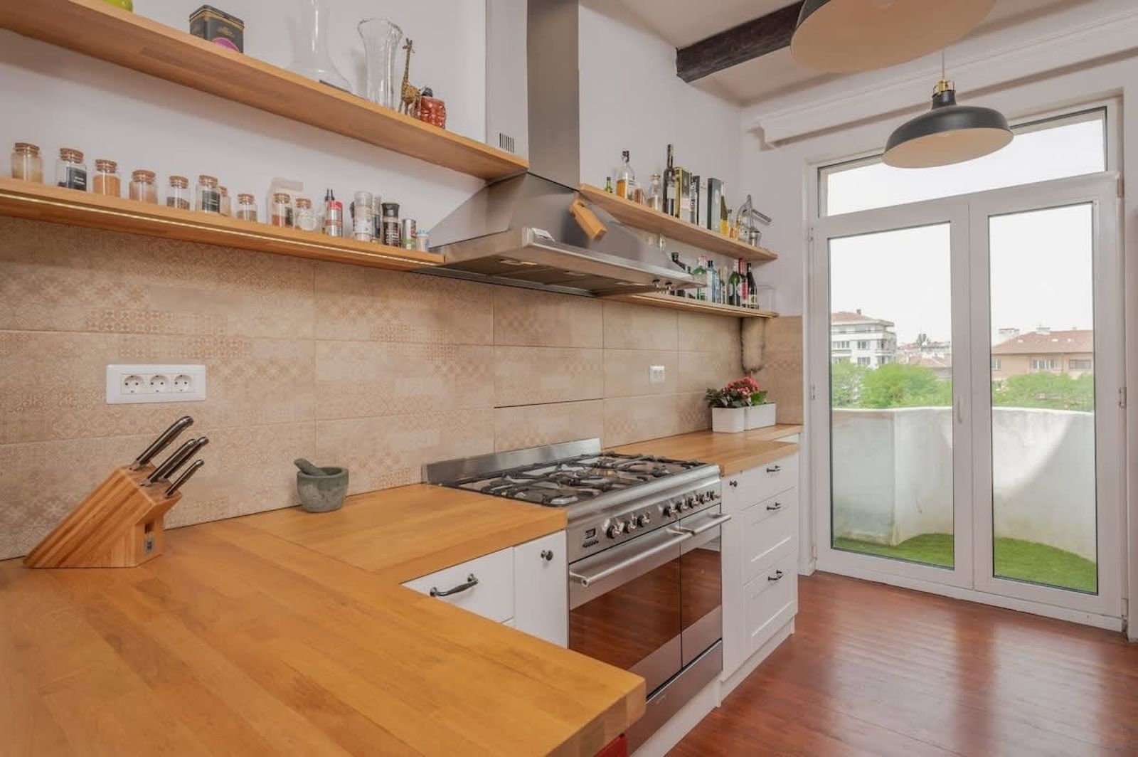 Flamingo Flat /Two-bedroom with Balcony\ - Photo 22