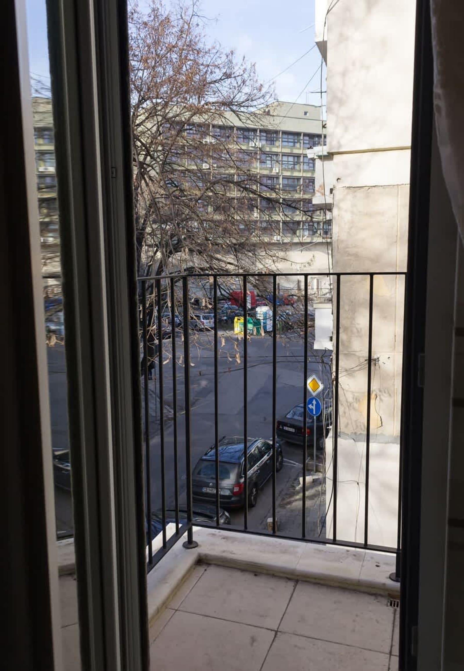 | PasteL | One-Bedroom Apartment with Balcony - Photo 15