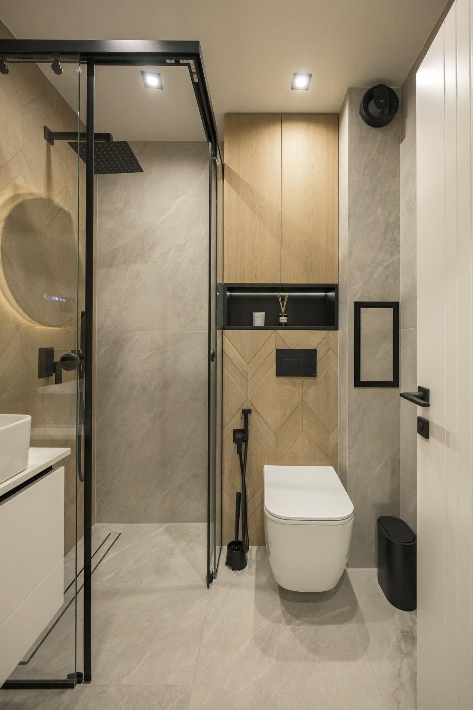 Modern Apartment in Top Center | Steps from Beach - Photo 21