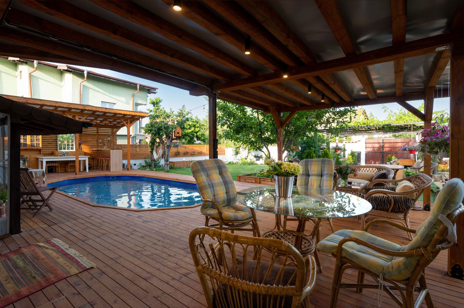 Modern and Cinematic Villa in the area of Sofia - Photo 8