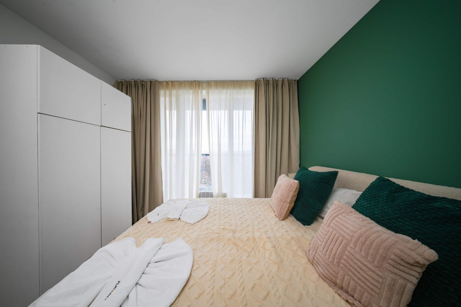 Charming 1BR with Balcony and View - Photo 14