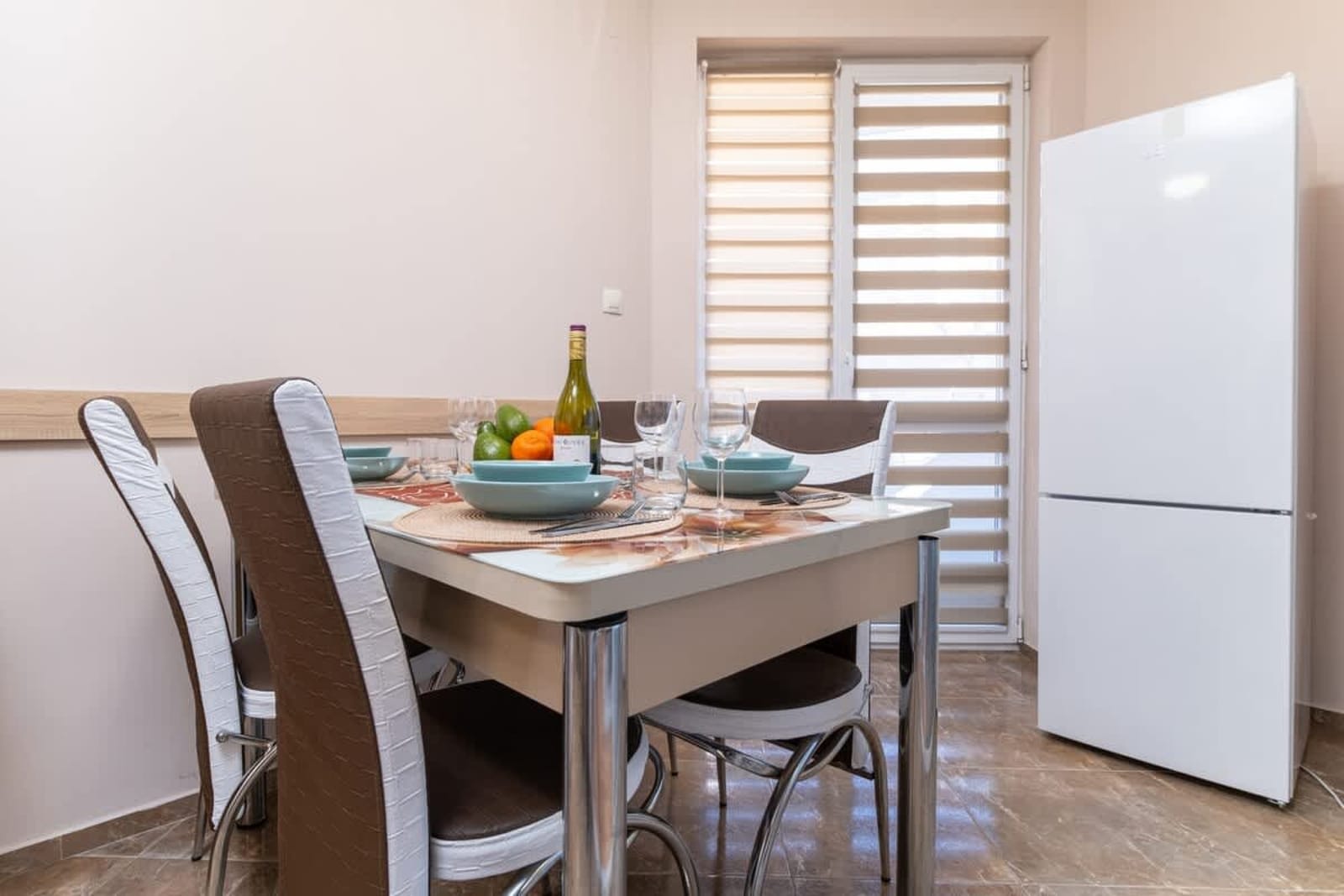 Comfortable 2BR Urban Getaway in City Center - Photo 17