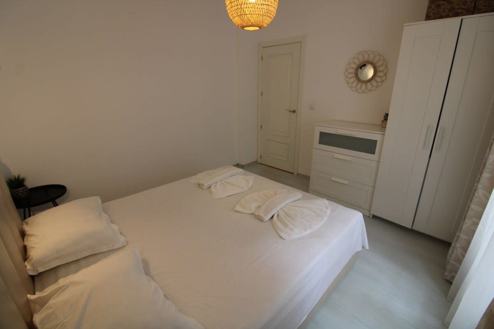 Cozy 2 bedroom apartment in Flores Garden - Photo 20