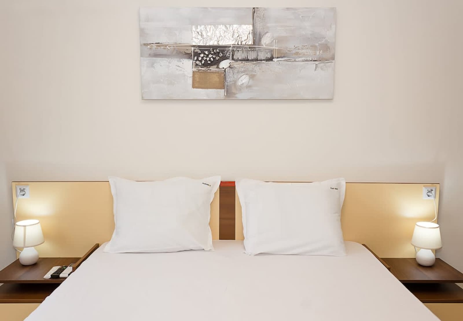 Golden Sands 1BD Apartment - Cover Photo