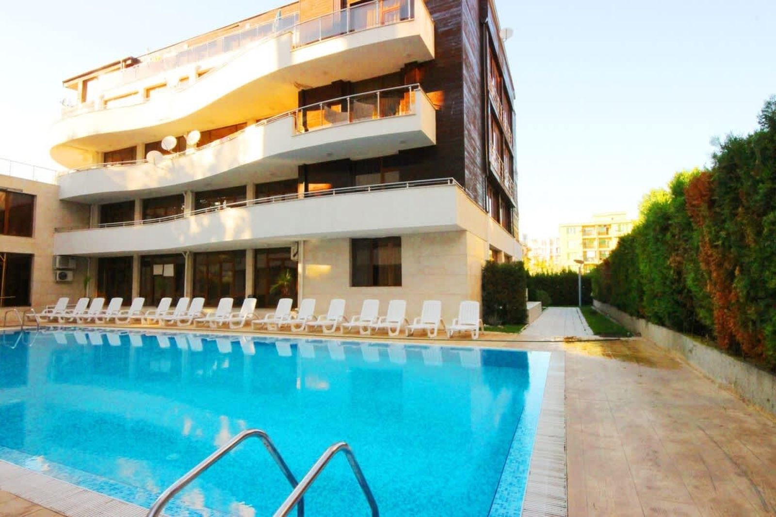 Cozy apartment in komplex Eden - Photo 9