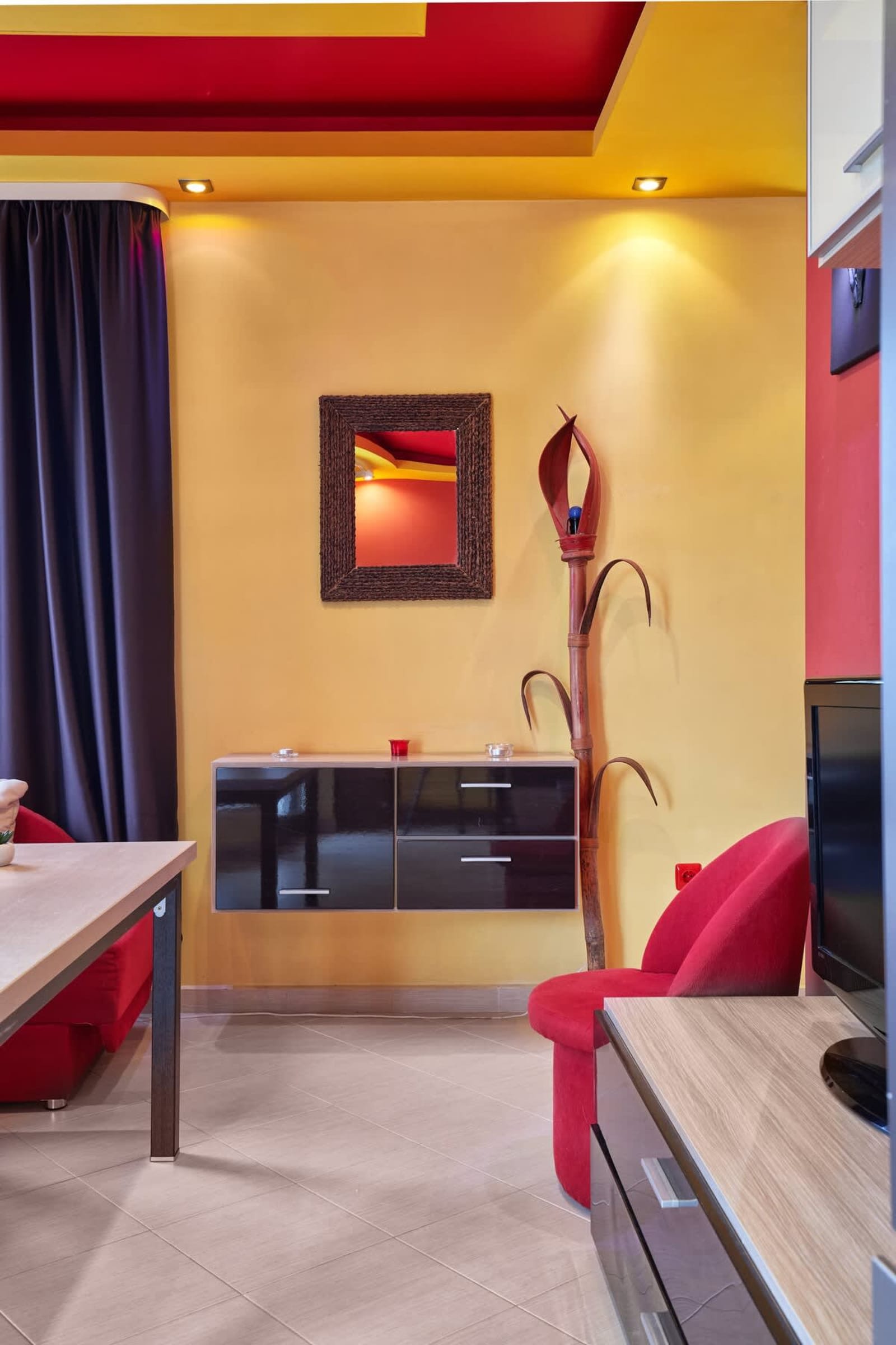 The Love Nest - 1BD Apartment in Sunny Beach - Photo 12