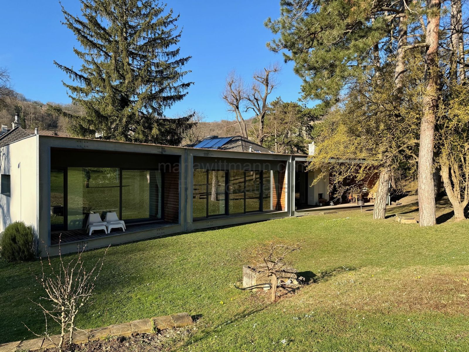 Location 294 - Cover Photo