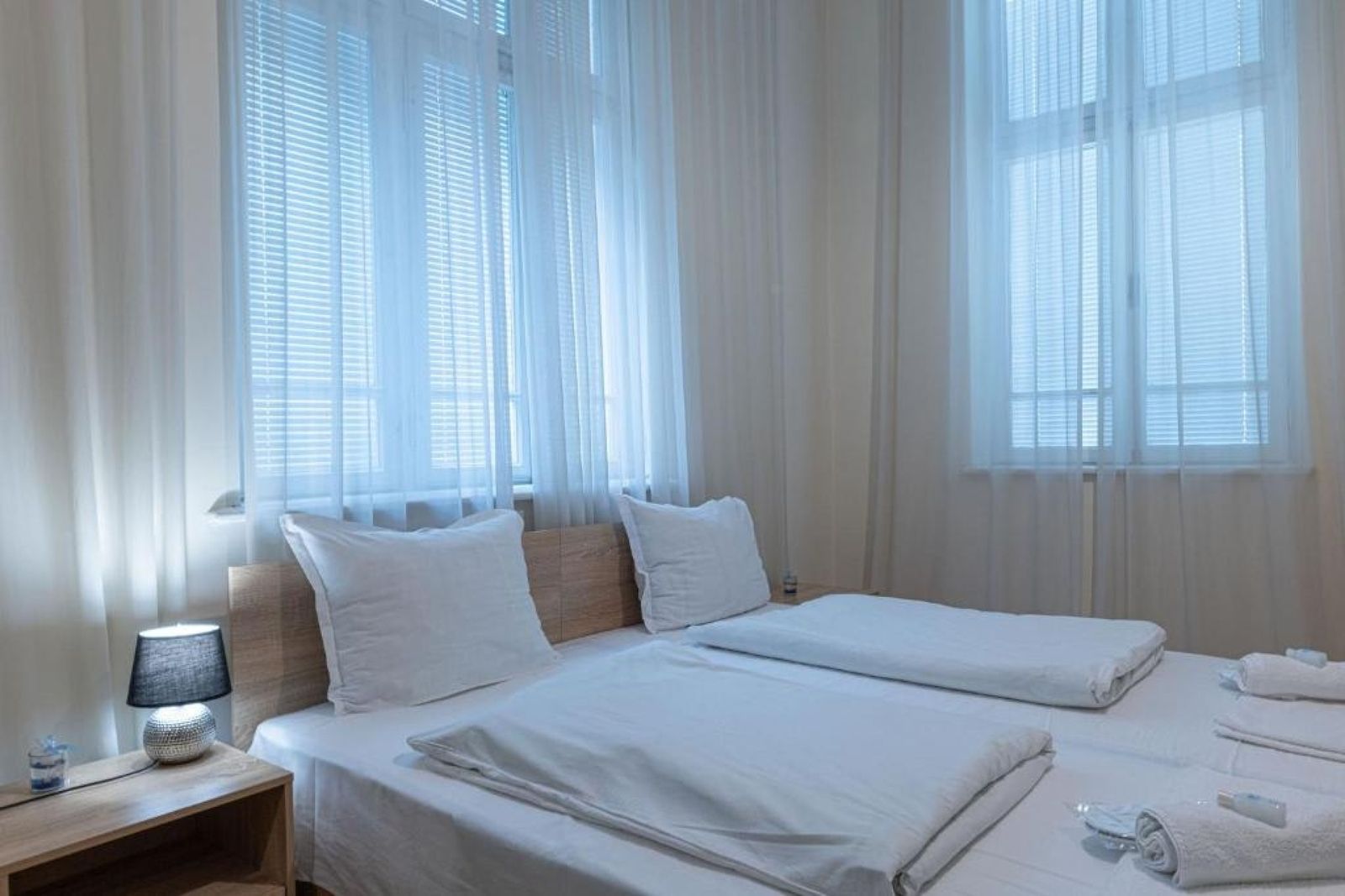 Apo Apartment - Top Center - Photo 13